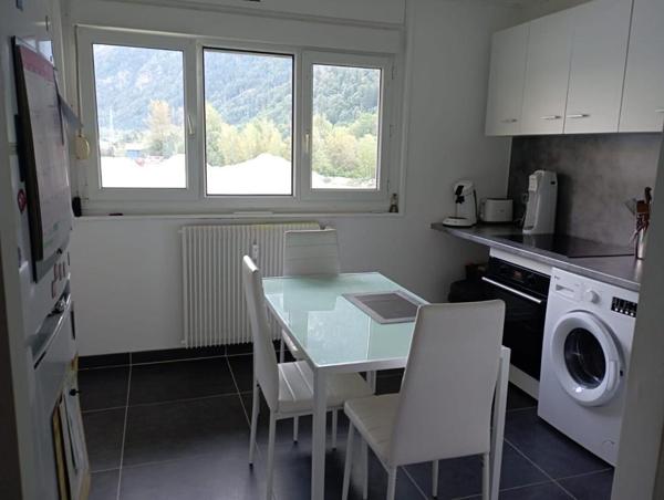 PASSY PLAINE , APPARTEMENT T3 , 75 M2 ,2 chambres 230000 euros