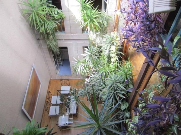 IMPOSANTE MAISON BOURGEOISE RENOVEE PAR ARCHITECTES EN CENTRE VILLE