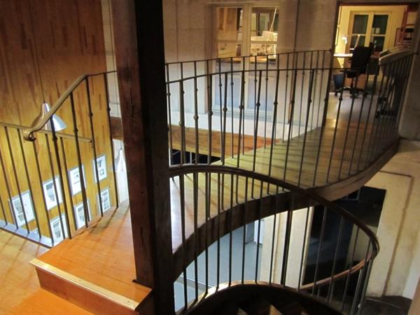 IMPOSANTE MAISON BOURGEOISE RENOVEE PAR ARCHITECTES EN CENTRE VILLE