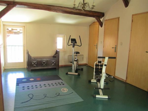 IMPOSANTE MAISON BOURGEOISE RENOVEE PAR ARCHITECTES EN CENTRE VILLE