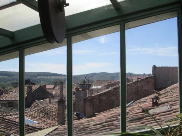 IMPOSANTE MAISON BOURGEOISE RENOVEE PAR ARCHITECTES EN CENTRE VILLE