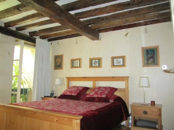 IMPOSANTE MAISON BOURGEOISE RENOVEE PAR ARCHITECTES EN CENTRE VILLE