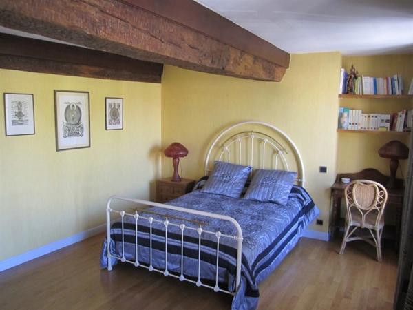 IMPOSANTE MAISON BOURGEOISE RENOVEE PAR ARCHITECTES EN CENTRE VILLE