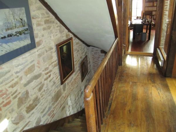 IMPOSANTE MAISON BOURGEOISE RENOVEE PAR ARCHITECTES EN CENTRE VILLE