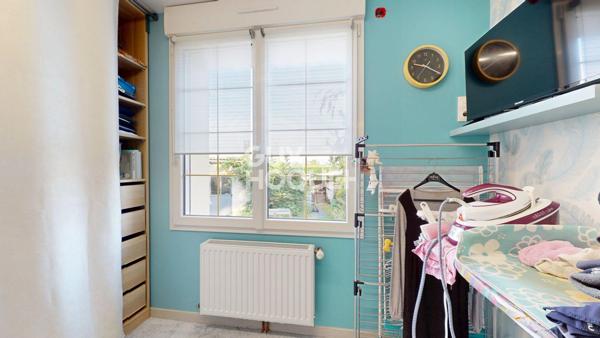 A vendre, Maison d'habitation, à BAYEUX (14400), de 5 pièces principales sur 2 120 m² de terrain.