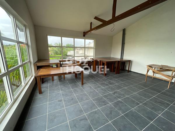 Local commercial - Remire-montjoly 92.70 m2