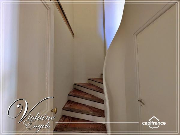 Maison de caractère au cœur de Boutenac – volumes généreux, matériaux nobles et grand garage