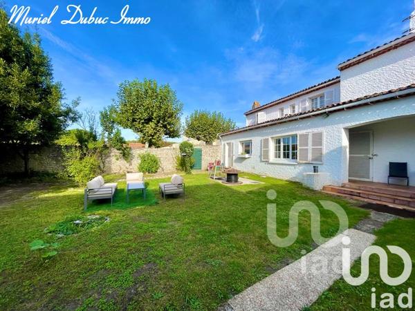 Maison à vendre 12 pièces 245 m² Saujon