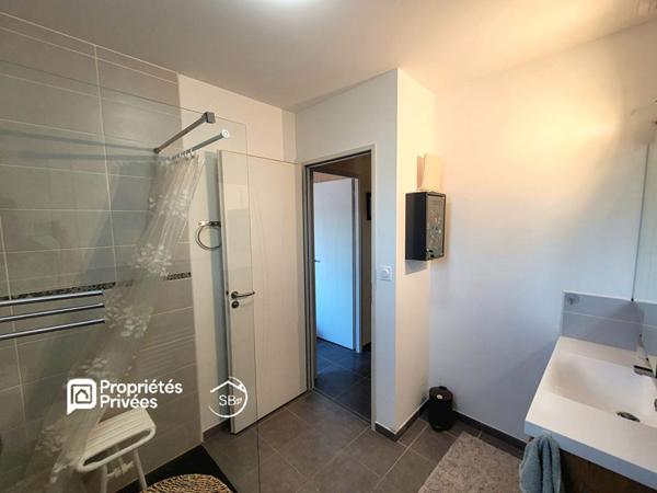 JOYEUSE - ardèche méridionale- Villa meublée de plain-pied, terrasse sud et jacuzzi 278 000  | 80 m² | Terrain de 803 m²