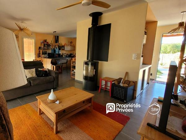 JOYEUSE - ardèche méridionale- Villa meublée de plain-pied, terrasse sud et jacuzzi 278 000  | 80 m² | Terrain de 803 m²