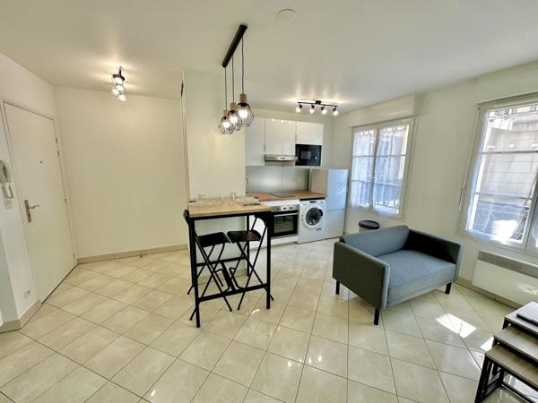 Saint-Fargeau-Ponthierry (77310) A louer studio meublé à Saint-Fargeau-Ponthierry