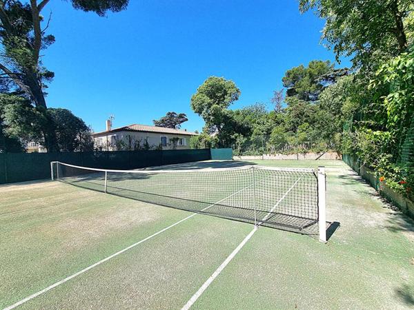 Appartement  2 pièce(s) 49 m2 Toulon Est