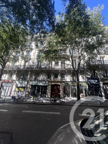 Appartement Atelier D'Artiste à vendre  3 pièces - 56,92 m 2   PARIS  - 75009