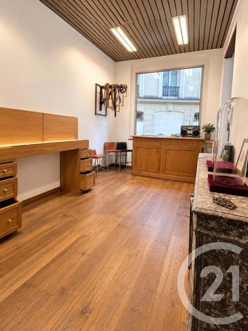 Appartement Atelier D'Artiste à vendre  3 pièces - 56,92 m 2   PARIS  - 75009