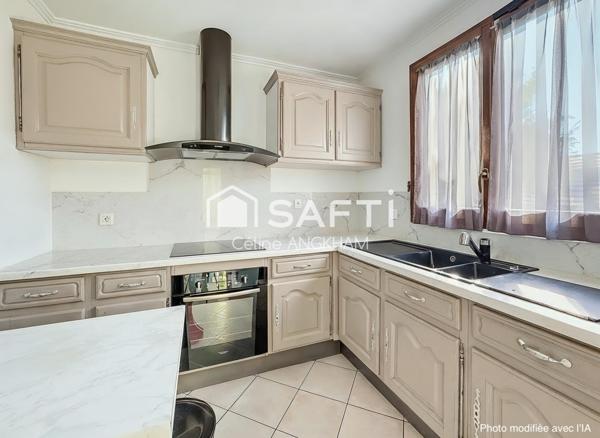 Maison familiale proche gare, beau jardin