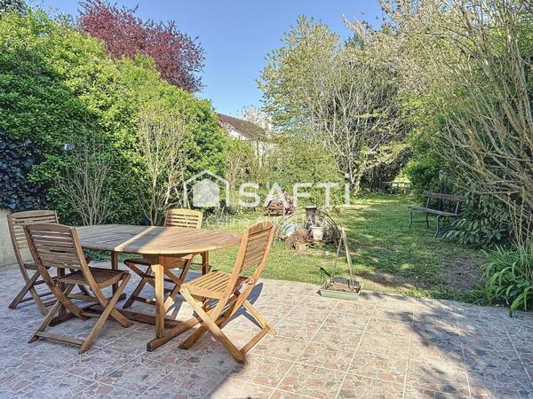 Maison familiale proche gare, beau jardin