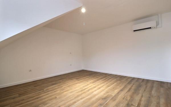 Appartement à louer    2 pièces • 31,19 m2 Stiring-Wendel