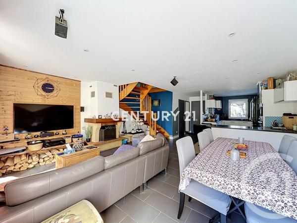 Maison à vendre  6 pièces - 97 m 2   NOISY LE GRAND  - 93