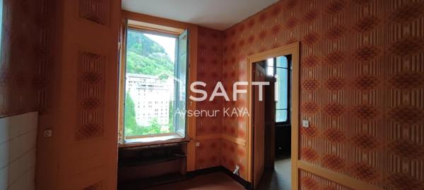 Immeuble mitoyen de caractère à fort potentiel