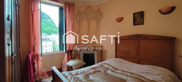 Immeuble mitoyen de caractère à fort potentiel