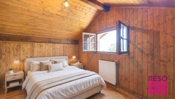 MAISON AU CALME AVEC VUE GRAND TERRAIN