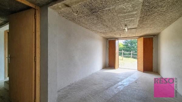 MAISON AU CALME AVEC VUE GRAND TERRAIN