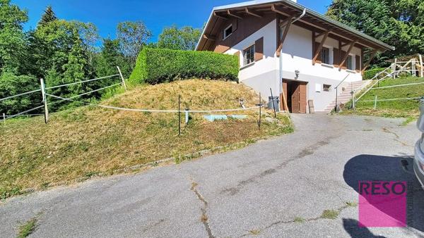 MAISON AU CALME AVEC VUE GRAND TERRAIN
