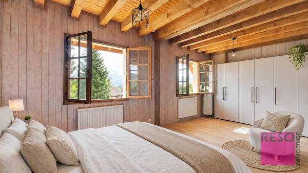 MAISON AU CALME AVEC VUE GRAND TERRAIN