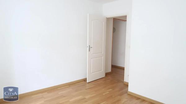 Appartement à louer 3 pièces 86.71m² La Fère (02800)