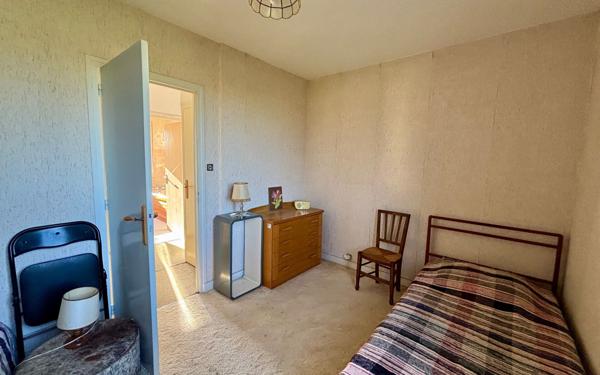 Maison à vendre    8 pièces •  Pineuilh