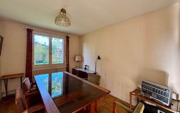 Maison à vendre    8 pièces •  Pineuilh