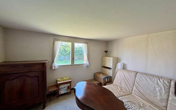 Maison à vendre    8 pièces •  Pineuilh