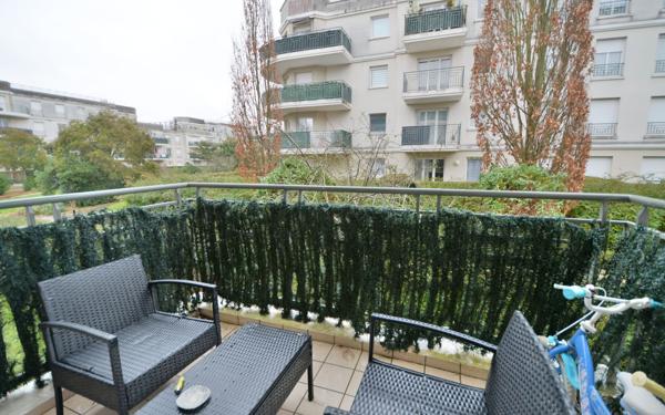 Appartement à vendre    2 pièces • 45 m2 Montévrain