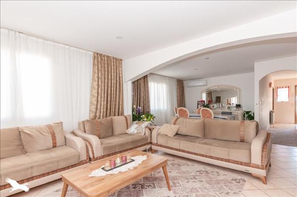 Maison à vendre |  Béziers |  5 pièces | 170 m²