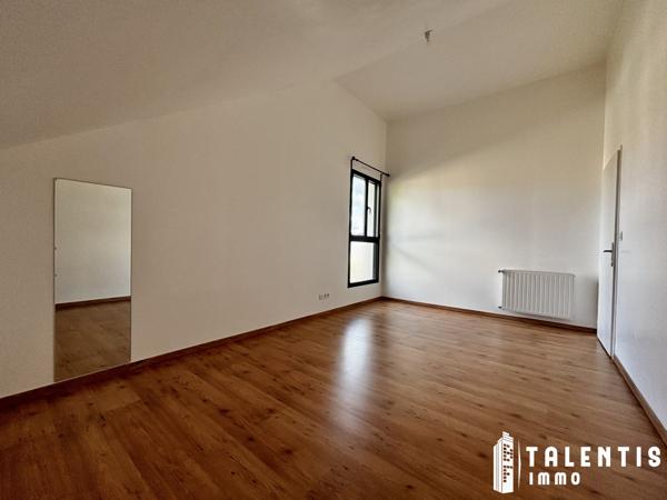 GRANDCHAMP-DES-FONTAINES | MAISON CONTEMPORAINE ( 151m² | 5 chambres )