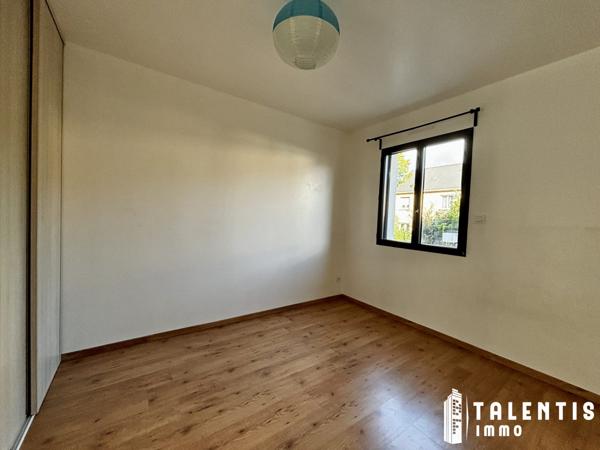 GRANDCHAMP-DES-FONTAINES | MAISON CONTEMPORAINE ( 151m² | 5 chambres )