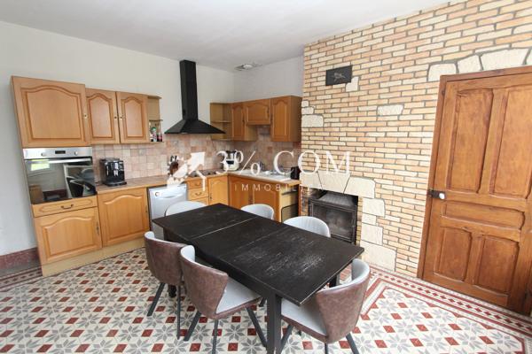 Maison
                                                                                                                                                                                                                                                                                                                        4 pièce(s)                                                                                                                                                                                                          2 chambre(s)                                                                                                                                                                                                          153  m²