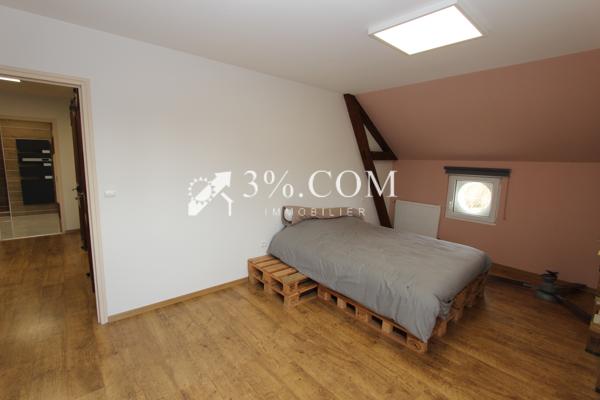 Maison
                                                                                                                                                                                                                                                                                                                        4 pièce(s)                                                                                                                                                                                                          2 chambre(s)                                                                                                                                                                                                          153  m²