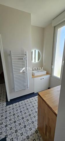 Maison
                                                                                                                                                                                                                                                                                                                        4 pièce(s)                                                                                                                                                                                                          2 chambre(s)                                                                                                                                                                                                          153  m²