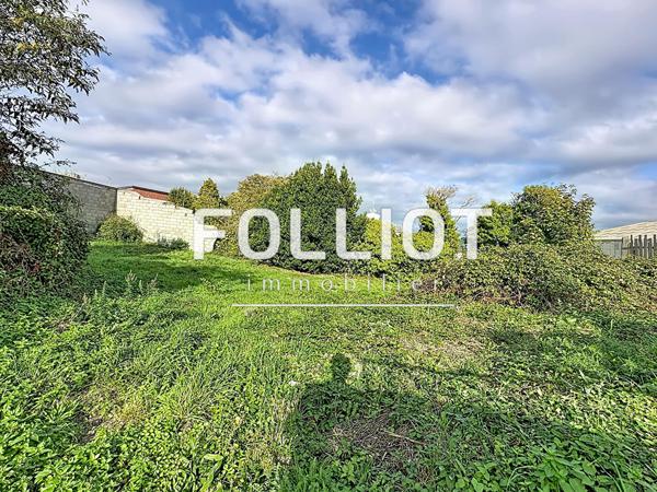 Terrain à vendre de 424 m² à Donville-les-Bains - Réf. 8344sb