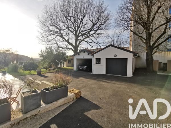 Maison à vendre 8 pièces 220 m² Figeac