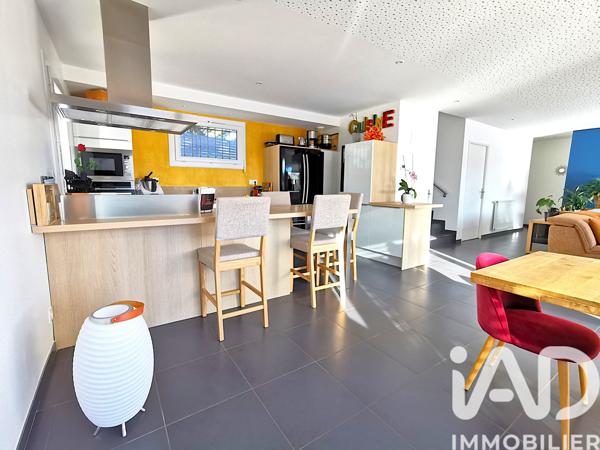 Maison à vendre 8 pièces 220 m² Figeac