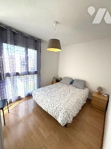 St Julien un appartement T4 avec balcon au 4ème et dernier étage