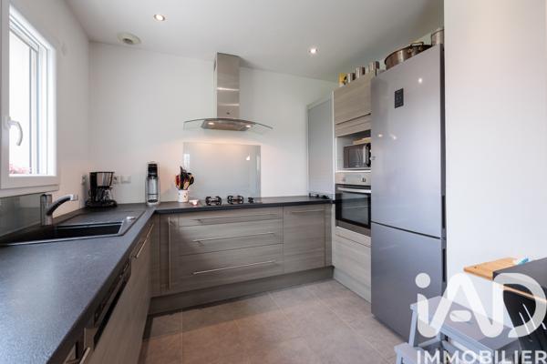 Maison à vendre 4 pièces 91 m² Grézieu-la-Varenne