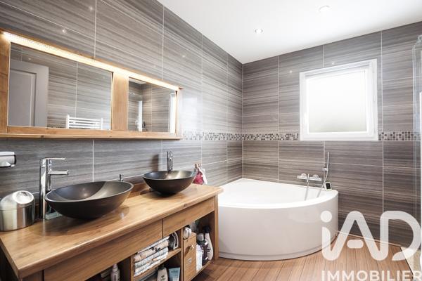 Maison à vendre 4 pièces 91 m² Grézieu-la-Varenne