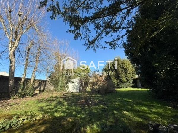 TERRAIN CONSTRUCTIBLE CENTRE VILLE - SAINT JEAN D ANGELY