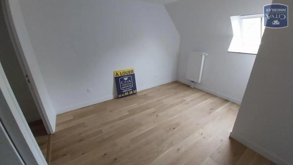 Appartement à louer 4 pièces 89.2m²