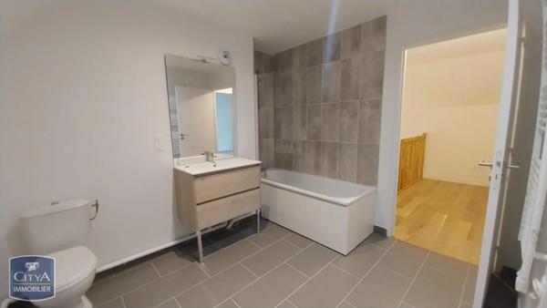 Appartement à louer 4 pièces 89.2m²