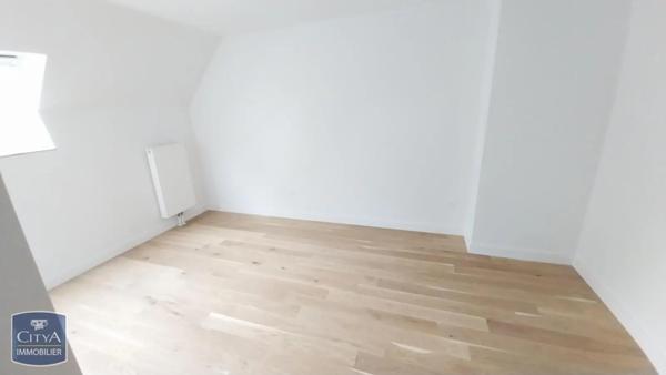 Appartement à louer 4 pièces 89.2m²
