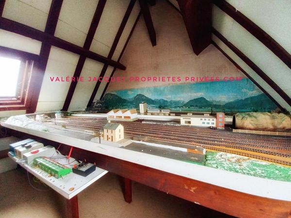 Maison Familiale avec Espace Détente en centre ville et au calme!